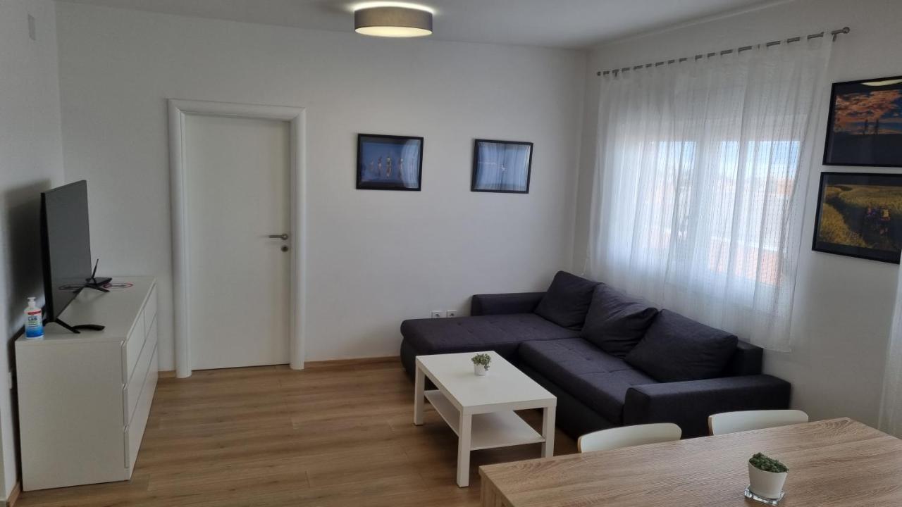 Apartmani Mali Селце Экстерьер фото
